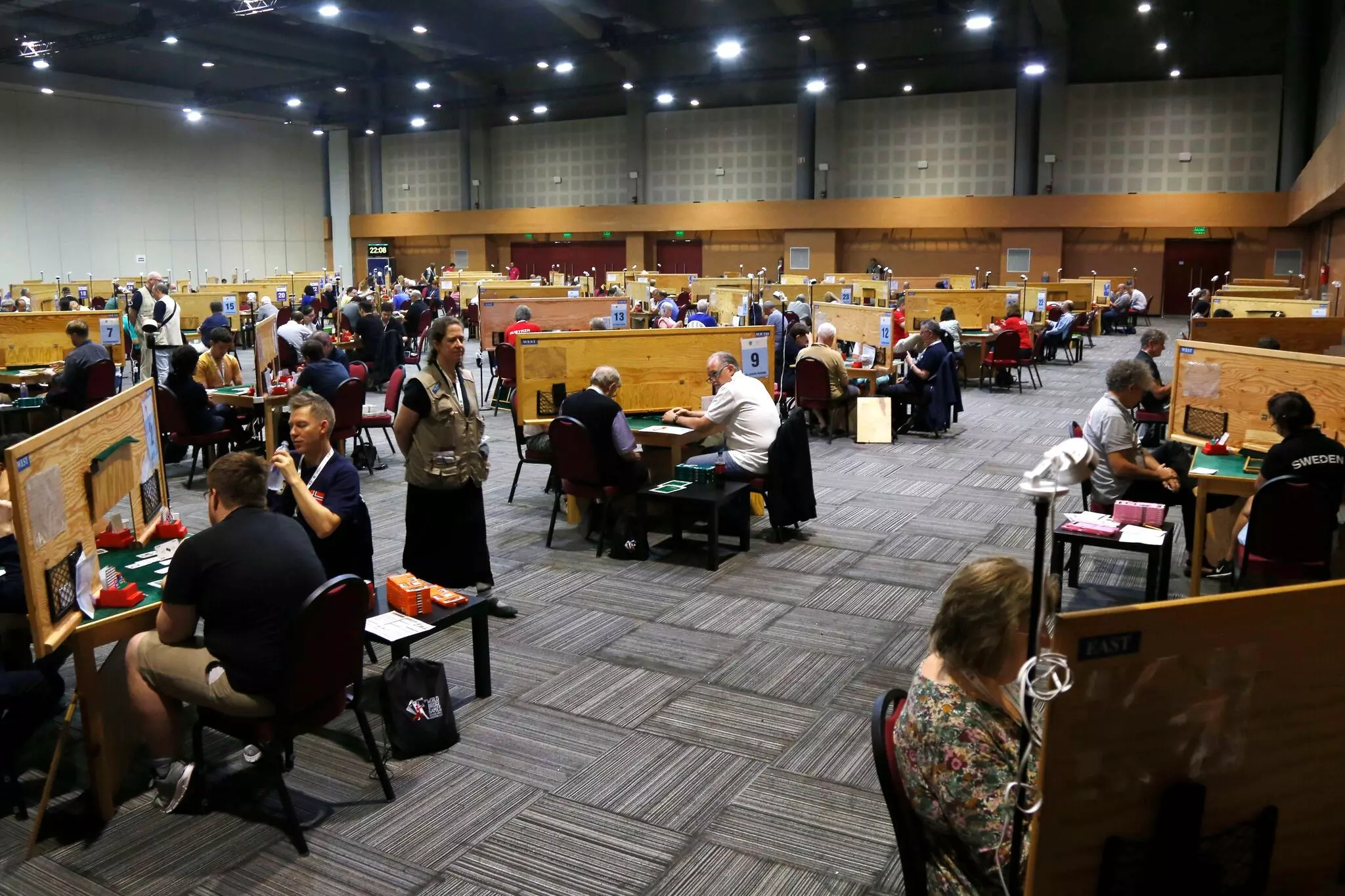 Bridge players in deep concentration